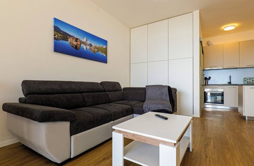 Susello Apartment | La Selva A 207 Residence by Lago Reisen