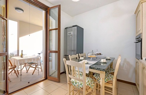 Mantua House | "La Villa" Bed and Breakfast with a balcony
