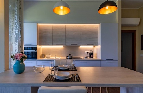 Dormelletto Apartment | Lake View - Apartment with a terrace overlooking the lake - AC - WiFi