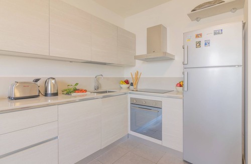 Parzanica House | Lake View Paradise - three-room apartment with terrace and pool at Lake Iseo