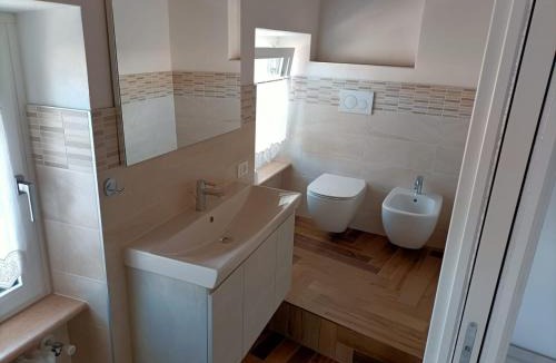 Assenza Apartment | Lake view studio apartment n 13