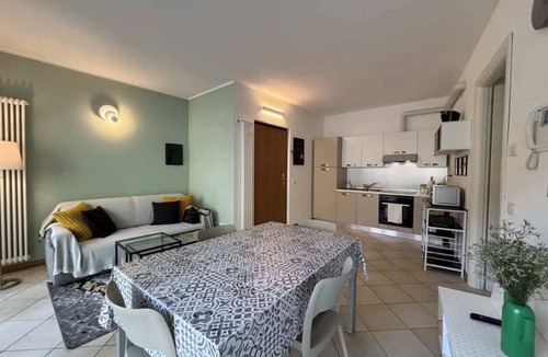 Musso Apartment | Lakefront Apartment w/Pool & Balcony Sunrise by Larihome A59