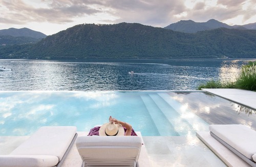Pettenasco House | Laqua by the Lake