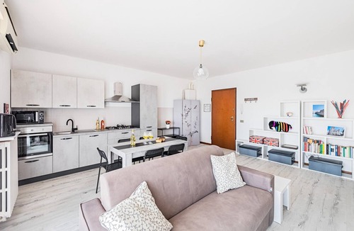 Lugana Apartment | Le Primule F6 con Piscina by Wonderful Italy