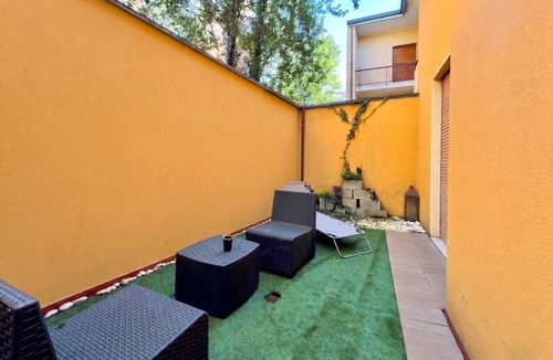 Sesto Calende Apartment | Leonardo Academy & Relax 95sqm Gardens and Terrace
