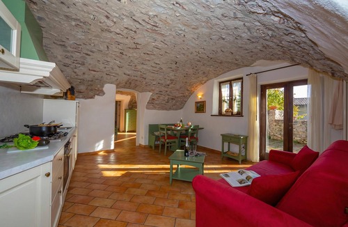 Liano-Formaga Apartment | Liano Iris-Private Terrace & parking, Gargnano, Italy