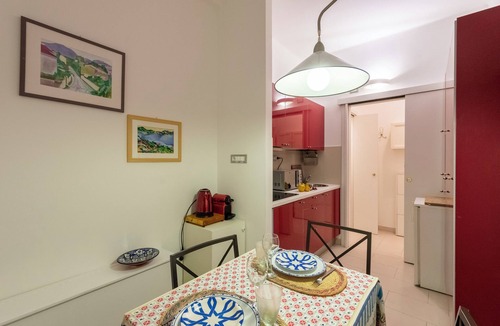 Sant'Ilario Apartment | Liberty Home In Genova Nervi 2min walk to Sea, Genova, Italy