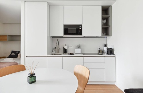 Gioia Apartment | Limehome Milan via Stresa