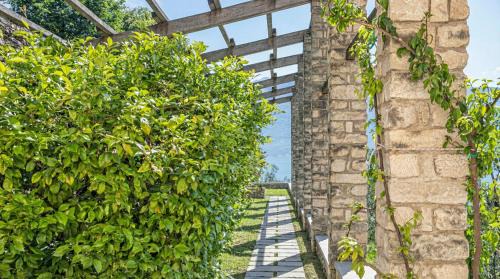 Gargnano Villa | Limonaia dei Dogi Entire 7BR Villa with Private Pool & Lake Garda View
