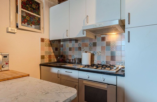 Musso Apartment | Lovely apartment for 4 people with TV, balcony and pets allowed
