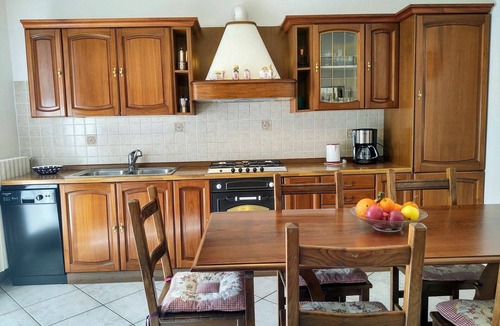 Luino Apartment | Lovely apartment for 5 people with WIFI, TV, terrace and pets allowed