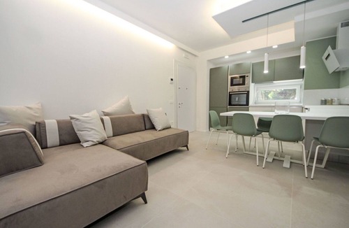 Rosapineta Apartment | Lovely apartment for 4 people with WIFI, A/C, TV and balcony