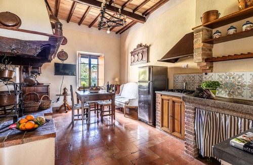 Pienza Apartment | Lovely apartment for 4 guests with WIFI, A/C and TV, close to Montepulciano