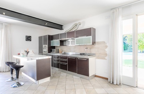Luvigliano House | Lovely home in Villa, Teolo with sauna