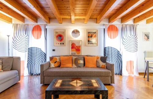 Ponte Seveso Apartment | Lunigiana [ Sondrio - Villaggio Dei Giornalisti]