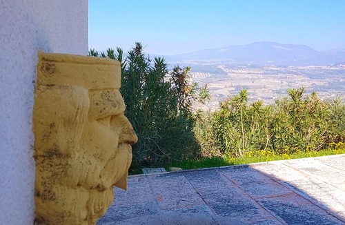 Marano di Valpolicella Apartment | Luxury apartment in historic villa, garden +6,000sqm, view, privacy