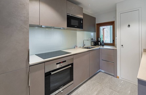 Chatel Apartment | Luxury flat 6 pers. - fireplace, close to the centre and slopes