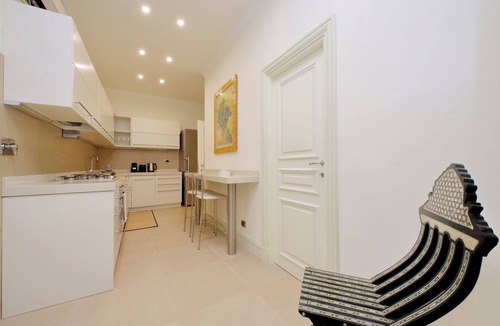 Rione VII Regola Apartment | Magnifica residenza a Campo de' Fiori