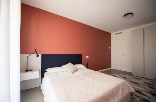 Salo Ski Chalet | Maison Selva - Corte Brunati Villetta Deluxe con piscina e garage