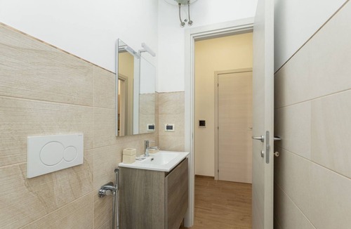 San Salvario Apartment | Metro Nizza, Giuria House 2