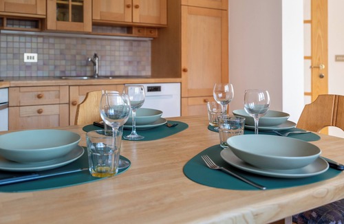 Bormio Apartment | Milano 20 - One Bedroom Apartment, Sleeps 3