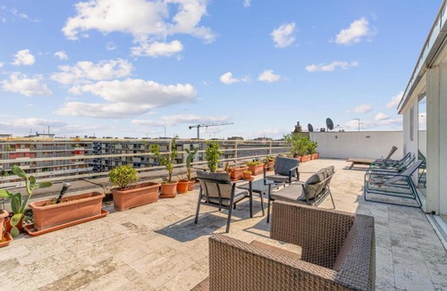 Maggiolina Apartment | Milano Luxury Skyline Penthouse