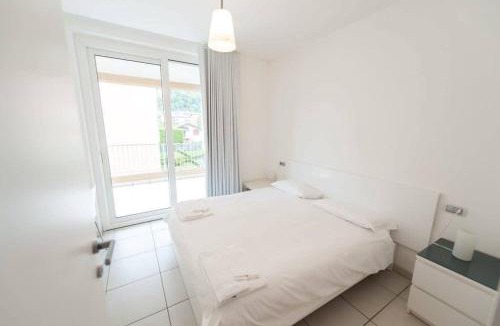 Maccagno Apartment | Modern 3 bedroom apartment on Lake Maggiore