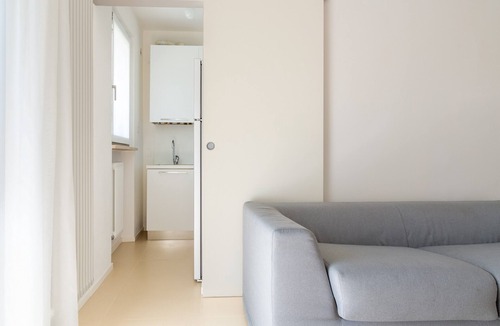 San Benedetto di Lugana Apartment | Modern Holiday Apartment "Baseventuno 3" With Pool