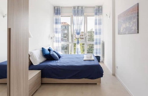 Lorenteggio Apartment | Moderno, Luminoso, Spazioso con Vista