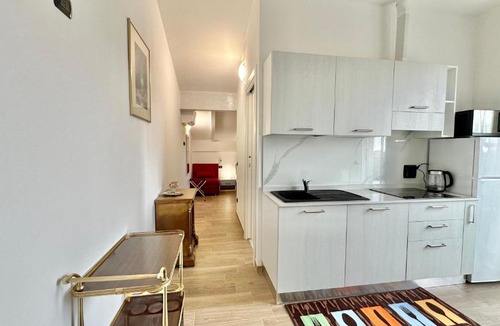 Cesate Apartment | MONOLOCALE A7 Moonlight- Rho fiera Mi