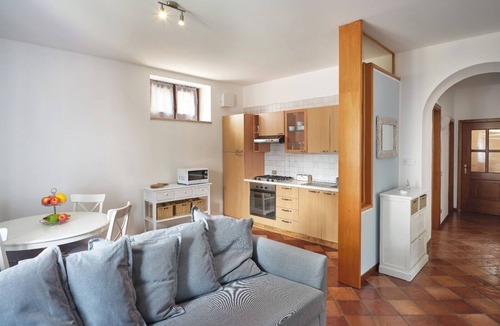 Rivoli Veronese Apartment | MOON APARTMENT, LAKE GARDA SWEET HOME - CASON DEGLI ULIVI