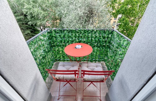 San Donato-San Vitale House | Music room with shared bathroom and private balcony