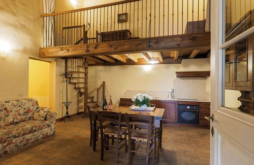 San Benedetto di Lugana Apartment | Nice apartment for 7 guests with pool, A/C, WIFI, TV and patio