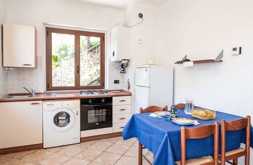 Mergozzo Apartment | Nice apartment for 2 guests with WIFI, TV, terrace and pets allowed