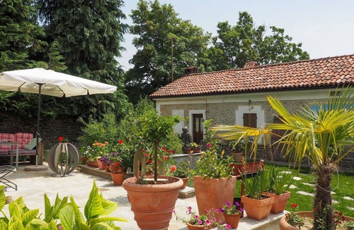 Bonvicino Apartment | Nice apartment for 4 guests with pool and terrace