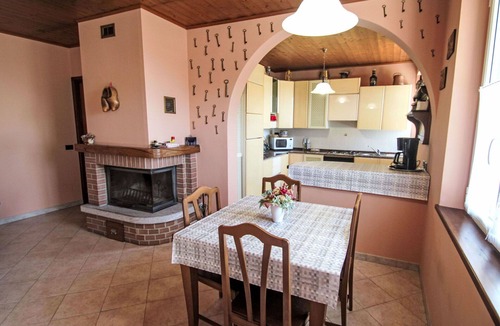 Aurano Apartment | Nice apartment for 4 people with TV, terrace and pets allowed