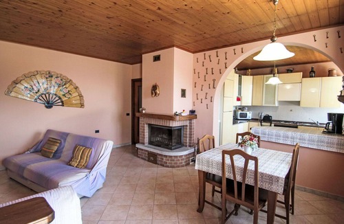 Aurano Apartment | Nice apartment for 4 people with TV, terrace and pets allowed