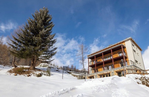 Madesimo Apartment | Nice apartment for 6 guests with WIFI, TV and pets allowed