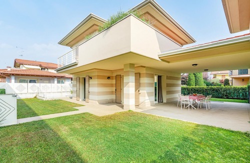 Raffa House | Nice home in Puegnago sul garda with WiFi