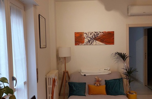 Fiera Apartment | Nice one-bedroom apartment 2 minutes from M1 and M4 subways and only 10 minutes from Citylife.