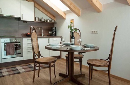 St. Pauls Apartment | Oberberghof Apartment with Terrace, Stunning Views, Sauna, Natural Swimming Pond