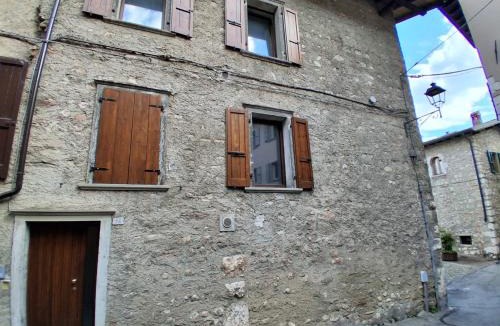 Cecina House | Oro Bianco 1630 - Lake Garda - Foresteria Lombarda