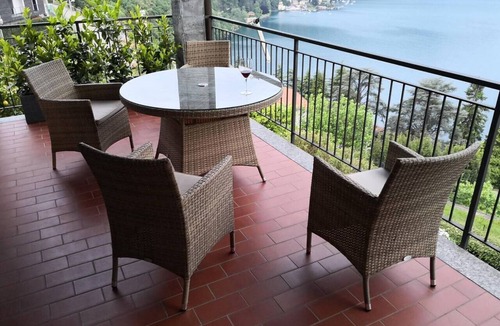 Pognana Lario Villa | Palazzo Pognana with Infinity Pool and Lake Views