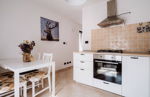 Roure Apartment | Panoramic apartment in an alpine hamlet