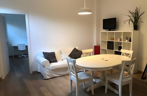 Citta Alta Apartment | ‘Papavero Porta San Agostino’ Apartment with Wi-Fi and Air Conditioning