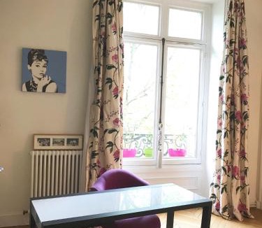 L'Europe Bed & Breakfast | Parc Monceau