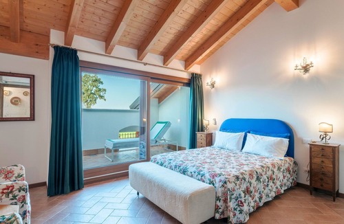 Pralboino Apartment | Penthouse - Doppelbett und Doppelschlafcouch by Interhome