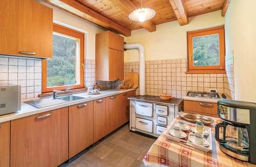 Sovramonte House | Pet friendly home in Sovramonte with house a mountain view