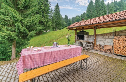 Sovramonte House | Pet friendly home in Sovramonte with house a mountain view