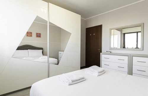 Rozzano Apartment | Piazza Alboreto 72 - Rozzano